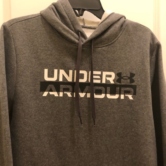 Men’s UA hoodie - Picture 2 of 4
